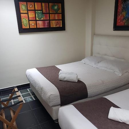 Hotel Casa Galeras Пасто Екстериор снимка