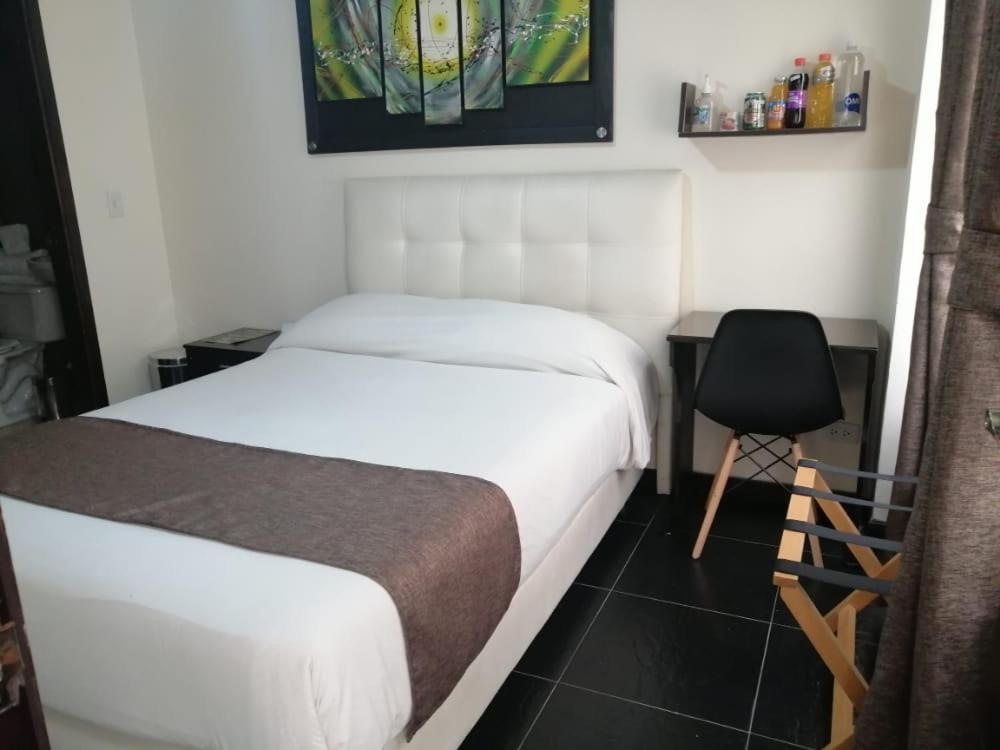 Hotel Casa Galeras Пасто Екстериор снимка
